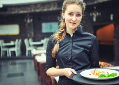 Suomea työelämään: Ravintola- ja catering-ala
